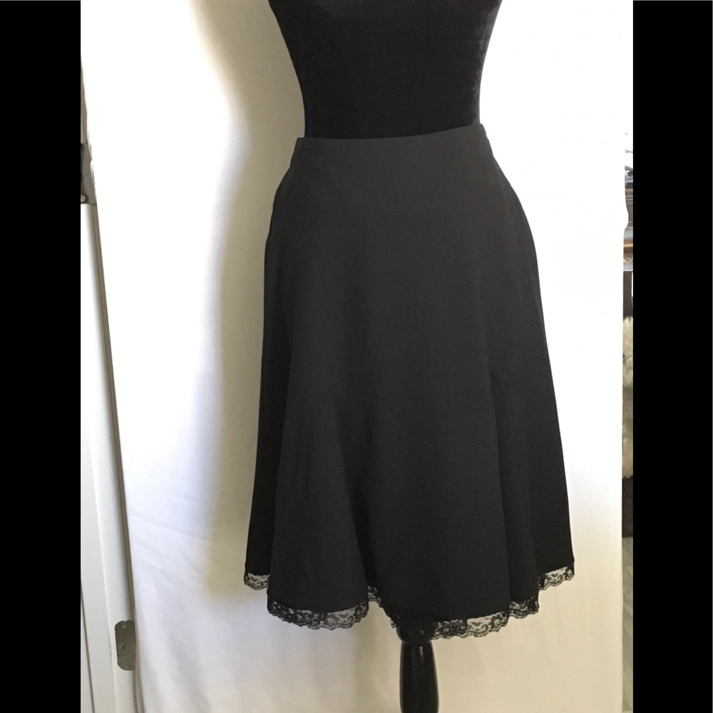 Flirty Black Lace Skirt Size 7